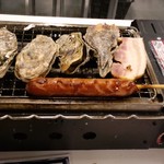 広島春牡蠣フェスタ　かき小屋 - 