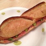 ジャンポンクリュ・コルニッション（540円）