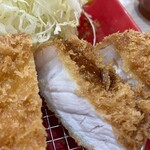 Tonkatsu Aoki No Kareya Ippekoppe - 肉の断面