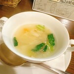 ビストロ アン ファミーユ - あさりと野菜のブイヨンスープ（＋¥100メニュー）