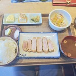 ワイマーケットのクラフト食堂 ナゴロバ - 