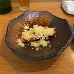 スシコーヒー - 銀じゃけ幽庵焼き チーズのように見えるおぼろ状のモノは蒸かしたさつまいもを削っている