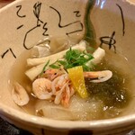 田菜花 - 出汁の香りが大爆発の大根麺、桜海老とお昆布さん