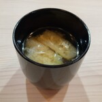 鮨 みつ - 味噌椀