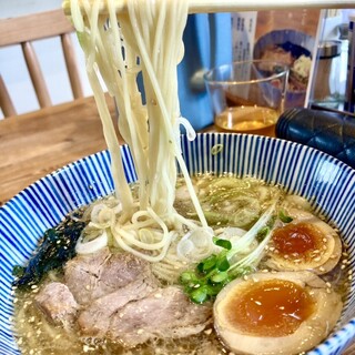 ピュアスープラーメン シズク_1