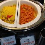 ホテルニューオータニ幕張 ザ・ラウンジ - シンガポールヌードル、ナポリタン