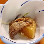 大仙御食事処 - 煮物(大根・牛肉・蒟蒻)