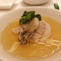 天厨菜館 渋谷店 - かきとスズキ
                  