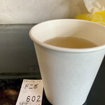 らー麺　Do・Ni・Bo - 麦茶はセルフ