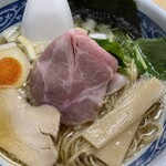 中華そば よしかわ 上尾店 - 煮干しそば白醤油