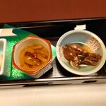 日本料理あじさい - ◯蛍烏賊生姜
ホタルイカに割とありがちな、変な味わいもなく
生姜で味がスッキリとしていて美味しい

◯大根の旨煮
シャキシャキ食感で辛味もあり胡麻油の旨味もあり
食感と味わいが面白くて美味しいなあ
