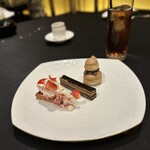 ガストロノミー ジョエル・ロブション - 