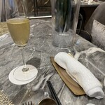 中国料理 新香港 - 