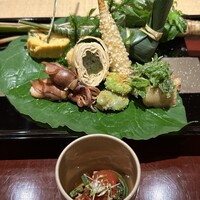 青蓮院門跡前 月おか - 