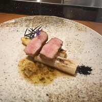 炭火割烹 樹樹 - 三重 松坂ポークの炭火焼 焦がしバター
