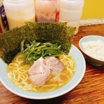 家系ラーメン まこと家 - 