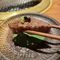 和牛とタン 焼肉 とみ 新橋本店 - 