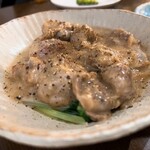 ニュー チャベス - 砂肝の白ワイン煮