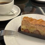 CAFE AUX BACCHANALES - 