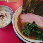 Iekei Kansai Oudou Ie Chokkei Gadouya - ラーメン本店仕様&ゴハン小♪