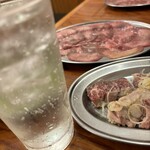 Taishuu Horumon Yakiniku Kemuriki - 