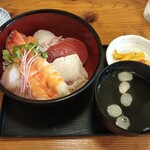 海鮮地鶏炭火焼 一期一会 - 