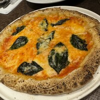Focacceria la Brianza - 食べるのに夢中で盛大に写真を撮り損なっています。だって美味しいんだもの。ピザは3種類頂いたはずなのに。