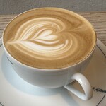 Cafe Kitsune Aoyama - cafe latte 
