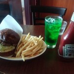 パスタイム - 〝洋光台ハンバーガー3点セット〟とハインツのトマトケチャップ