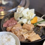 焼肉八七 - 