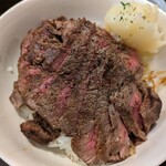 TOKYO ステーキ丼 ガブス - 