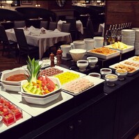 ロウリーズ・ザ・プライムリブ 恵比寿ガーデンプレイス店 - 