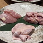 鶏焼き肉 囲 - 赤身盛り合わせ