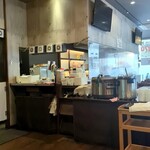 Asian Dining FOOD EIGHT - 店内の雰囲気③(厨房側)