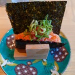 Kaino Shirahara - サーモン手巻き寿司