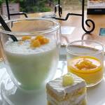 ホテルニューオータニ幕張 ザ・ラウンジ - 