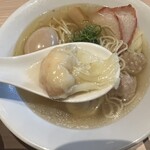 ワンタン麺専門店 たゆたふ - 