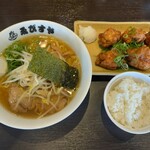 東京おぎくぼラーメン ゑびすや - お昼限定のから揚セット（醤油ラーメン）