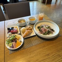 MIDO RESTAURANT PIC NIKA - 