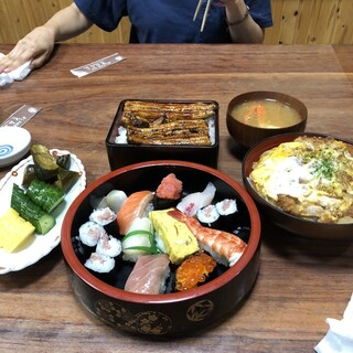 口コミ一覧 : とみふじ - 河口湖/寿司 [食べログ]