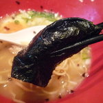 博多 一風堂 - ☆海苔もパクリ（＾ｕ＾）どのタイミングで食べるのがベスト？☆