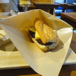 Marunouchi Happ. Stand & Gallery - あんバターサンド