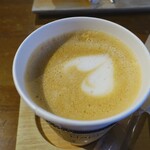 Marunouchi Happ. Stand & Gallery - カフェラテ(HOT)