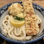 難波千日前 釜たけうどん - 