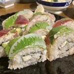 炭火焼き鳥と鮮魚 ゆるり - 海鮮ロール寿司　サワークリームがアクセント!!