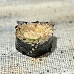 鮨 西崎 - ■あん肝巻き
      大将お得意のあん肝を巻物で。大葉や茗荷がとてもいいお仕事をしてくれます。
      美味しいのです！(^^)