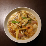 中国料理 四川 - 什錦湯麺