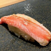 すし うおいち - ズワイガニ