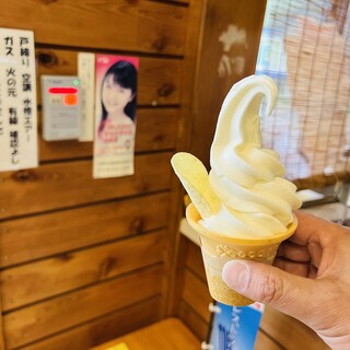 道の駅　とぎ海街道 - 料理写真:男爵ソフトクリーム　３００円