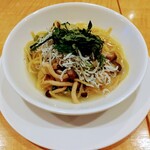 Gasuto - シラスと九条ネギのだし醤油パスタ